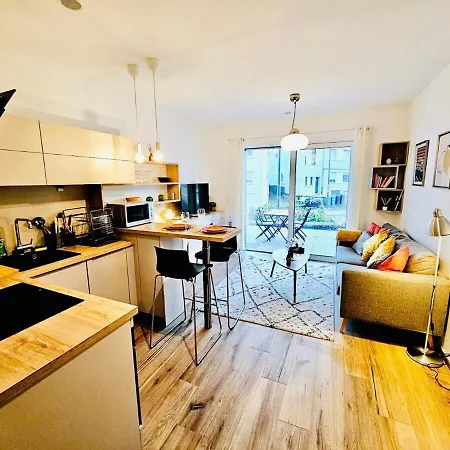 Lovely 1 Bedroom Flat With Terrace In Luxembourg-ces1 *